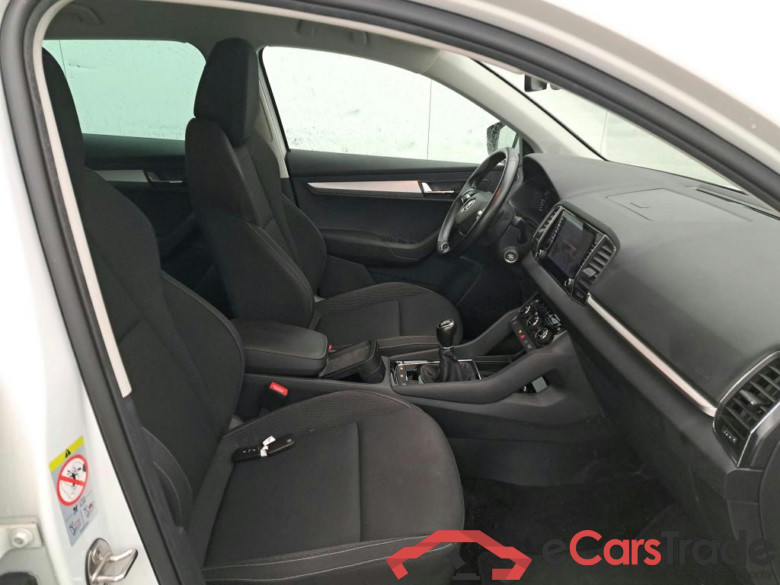 SKODA Karoq / 2021 / 5P / todoterreno 1.5 TSI 110kW (150CV) ACT Ambition #6