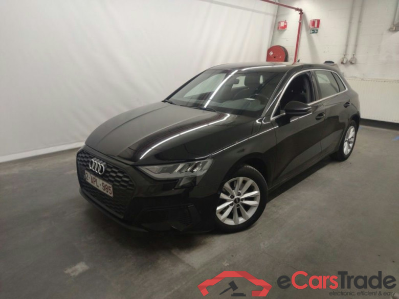 Audi A3 Sportback 2.0 30 TDi 85kW S tronic Business Ed. 5d #1