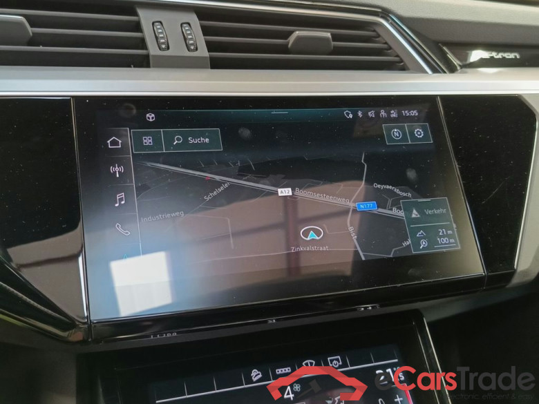 AUDI E-TRON 95 kWh 55 408 Quattro S line 5d #4