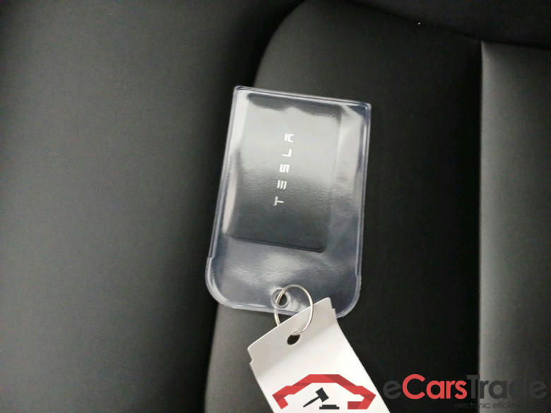 Tesla Model Y 258 kW #6