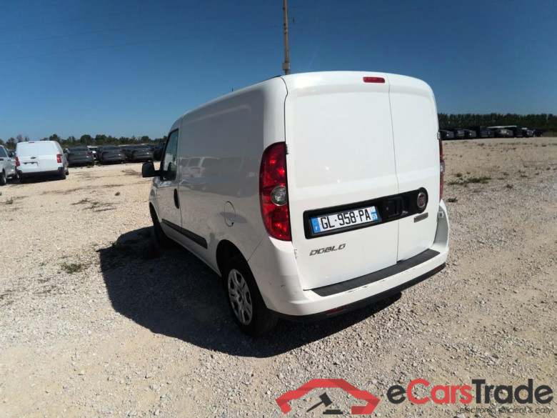 DOBLO CARGO 16MJT 105 PR LOUNG #3