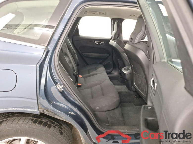 VOLVO XC60 2.0 B4 D GEARTRONIC MOMENTUM PRO #6
