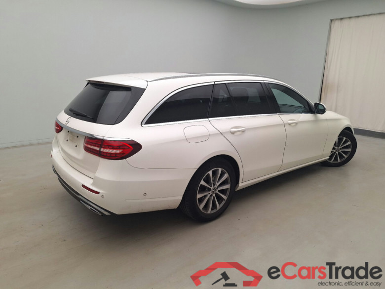 Mercedes E 200d Aut. Pano LED Widescreen Ambient Distronic Navi Sport-Leather KeylessGo Camera Klima PDC ... #3