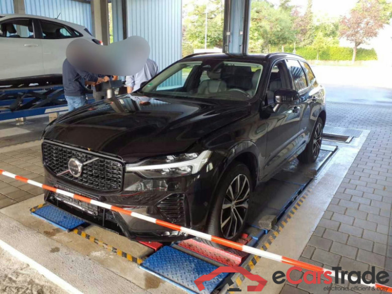 Volvo XC60 (03.2017->) DE - SUV5 B5 (Benzin) AWD EU6d, Ultimate Dark Mild-Hybrid, (Facelift) 2022 - 202 #1
