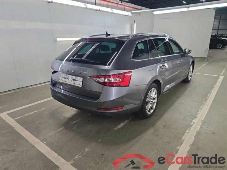 Skoda Superb Combi Superb Combi 2.0 CRTDI DSG7 Style 110kW/150pk  5D/P Auto-7 - CO2 onvolledig #4
