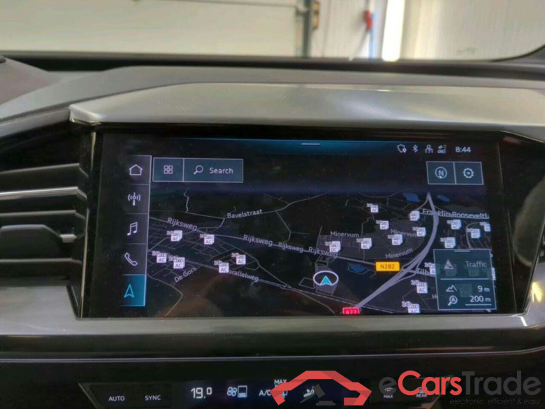 AUDI Q4 e-tron 40 L ed S Com 77 kWh #5