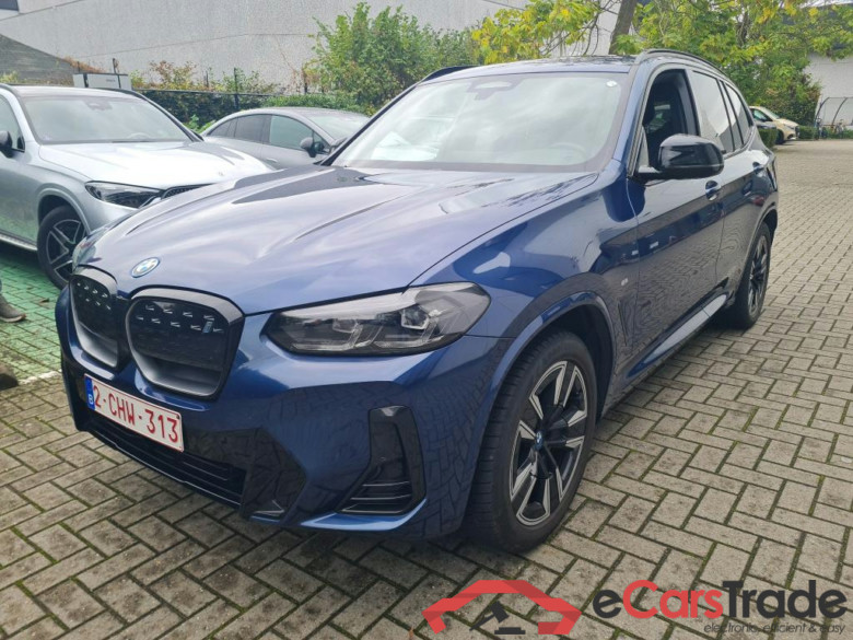BMW IX3 80KWH AUTO