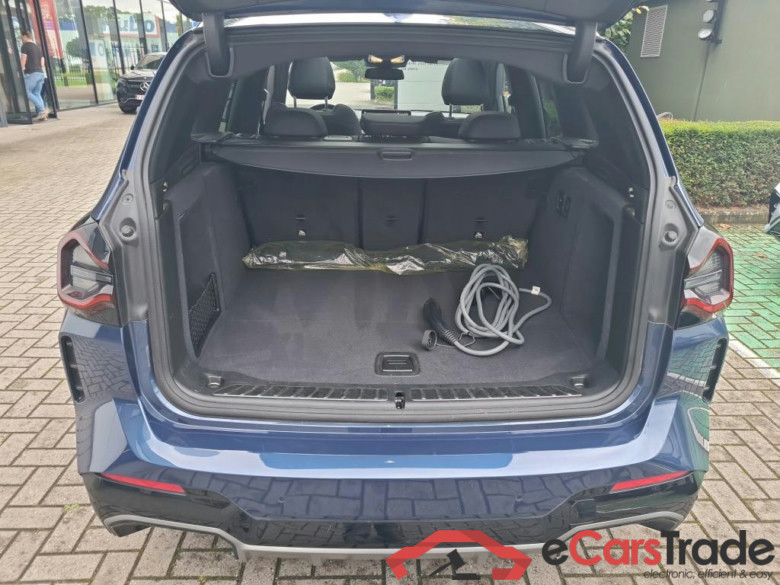 BMW IX3 80KWH AUTO #6