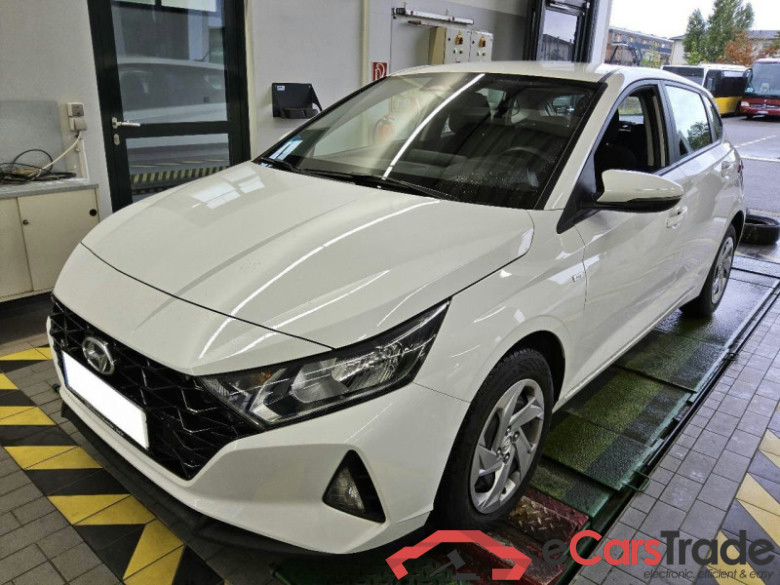 HYUNDAI i20  #1