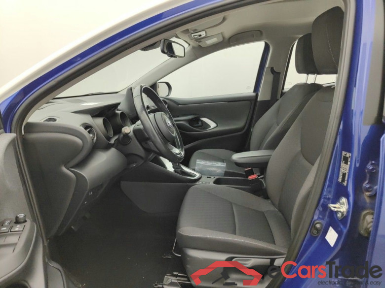 Toyota Yaris 1.5 VVT-i Hybrid Iconic e-CVT 5d #3