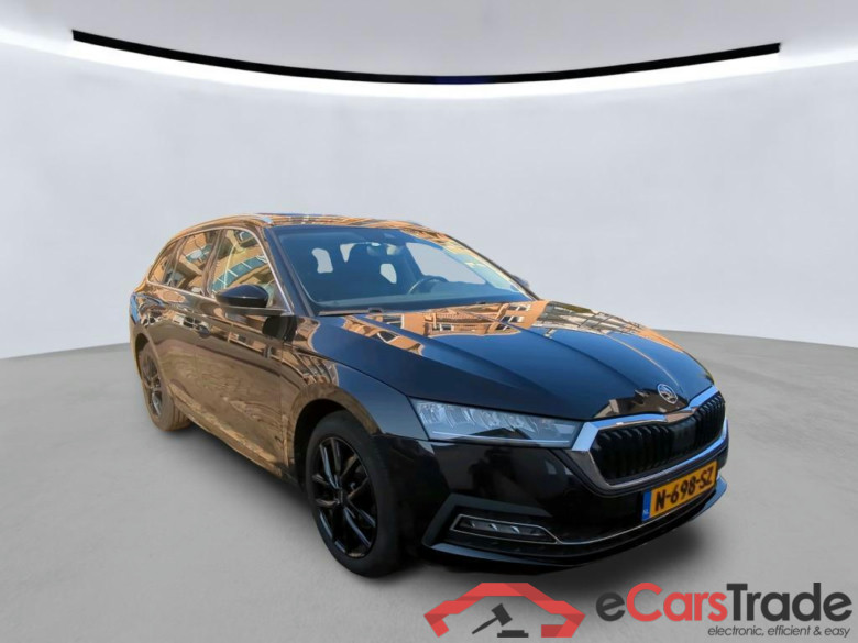 SKODA Octavia Combi 110 kW #4
