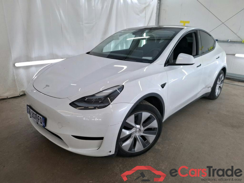 TESLA Model Y / 2021 / 5P / SUV RWD #1