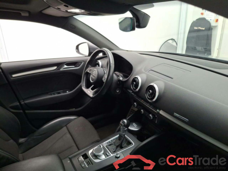 AUDI A3 Limousine 2.0 TFSI Sport S Line Edition #3