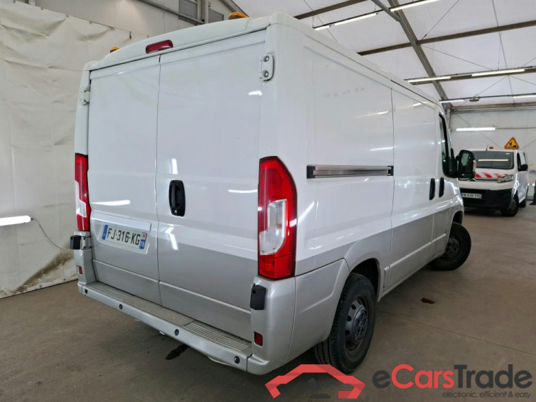 PEUGEOT Boxer / 2014 / 4P / Fourgon tôlé BLUEHDI 110 PREMIUM 333 L1H1 #3