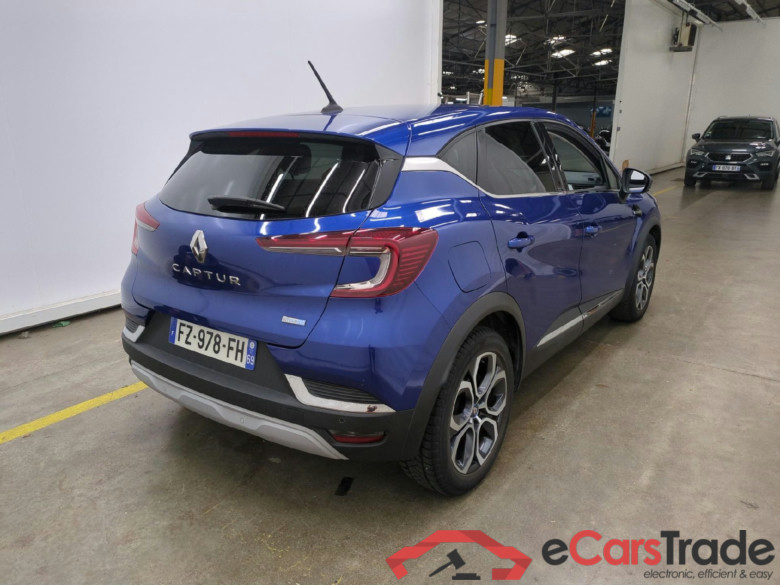 RENAULT Captur / 2019 / 5P / SUV Intens E-TECH Plug-in 160 #3