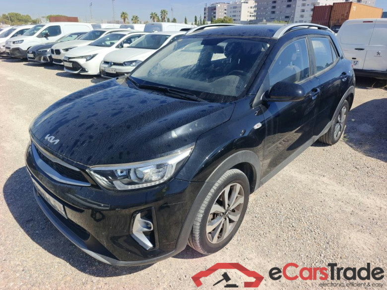 KIA Stonic / 2017 / 5P / todoterreno 1.0 T-GDi 74kW (100CV) MHEV iMT Concept