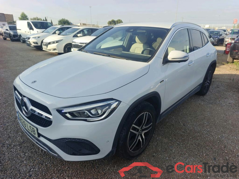 MERCEDES-BENZ GLA / 2020 / 5P / todoterreno GLA 250 e
