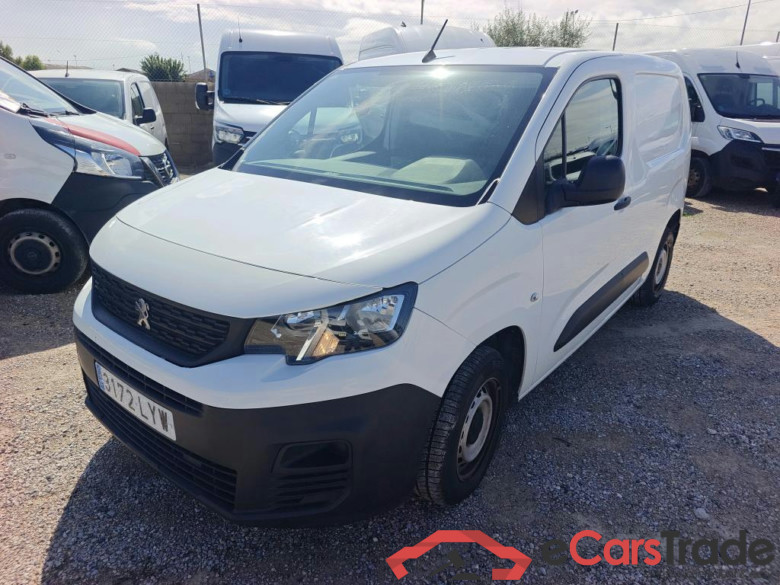 PEUGEOT Partner / 2018 / 3P / furgón derivado de turismo Pro Standard 600kg BlueHDi 73kW #1