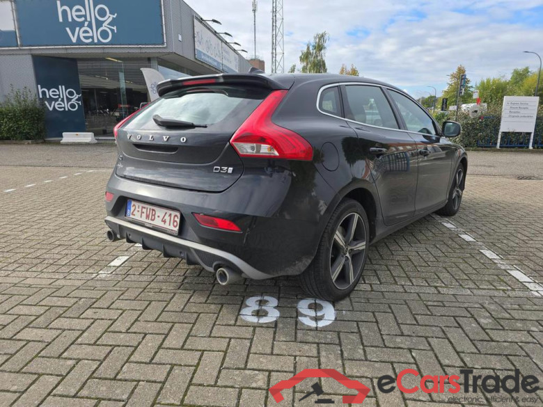 VOLVO V40 Dsl 2.0 D3 Black Edition AdBlue (EU6d-TEMP) #4