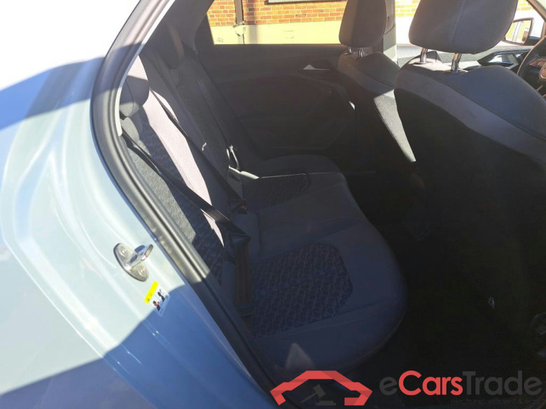 AUDI A1 1.0 30 TFSI S TRONIC S LINE #5