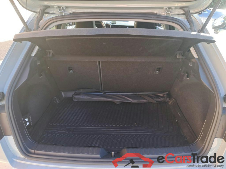 AUDI A1 1.0 30 TFSI S TRONIC S LINE #6