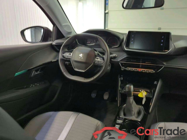 PEUGEOT 208 1.2 PT Allure #3