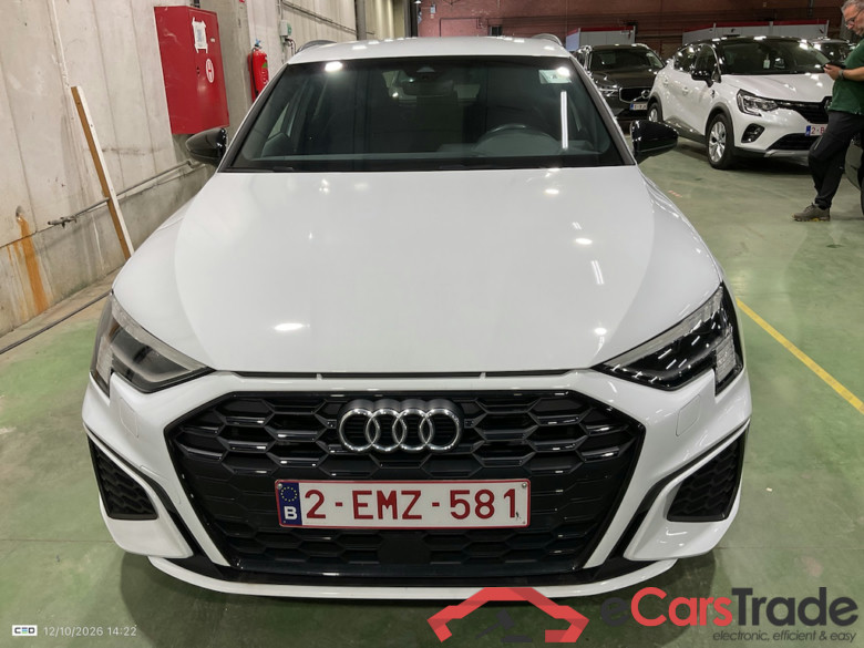 AUDI A3 SPORTBACK 1.4 45 TFSI E S TR. COMPETITION SPORTB. #2