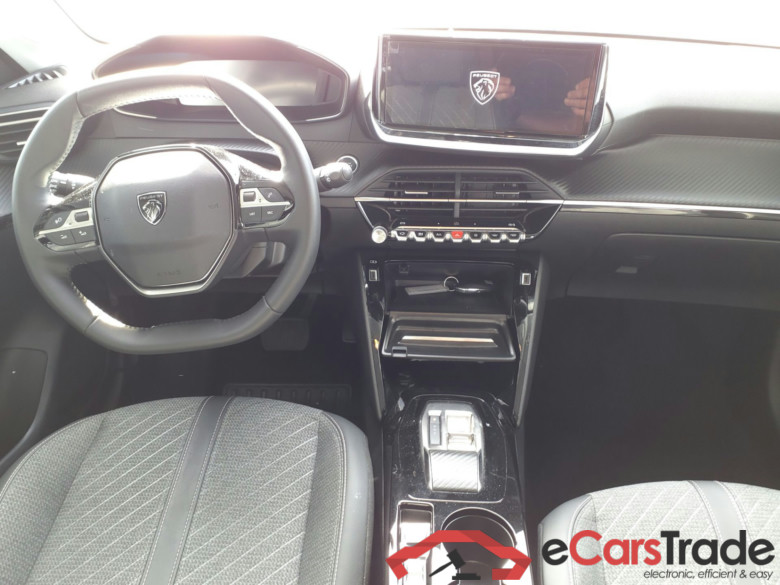 PEUGEOT 208  PEUGEOT 208  Allure Hybrid 110 ch e-DCS6 + pack access #4