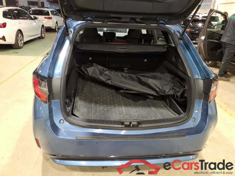 TOYOTA COROLLA TOURING SPORTS 1.8 HYBRID DYNAMIC E-CVT #3