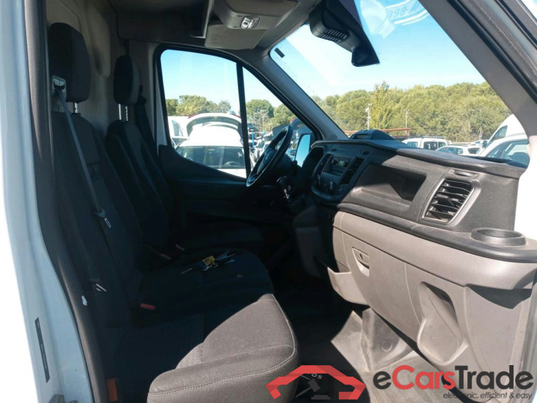 FORD Transit / 2013 / 4P / furgón 350 96kW L2H2 Van Trend FWD MHEV #6