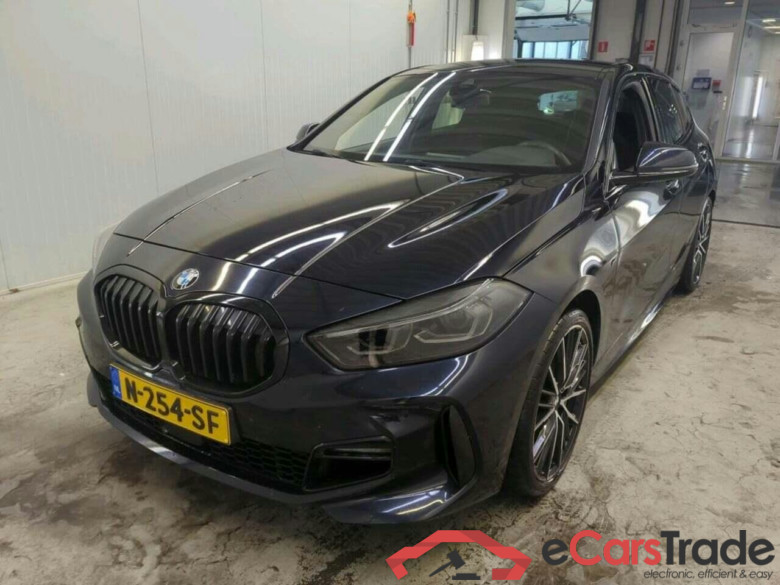 BMW 1-serie 118i High Exec