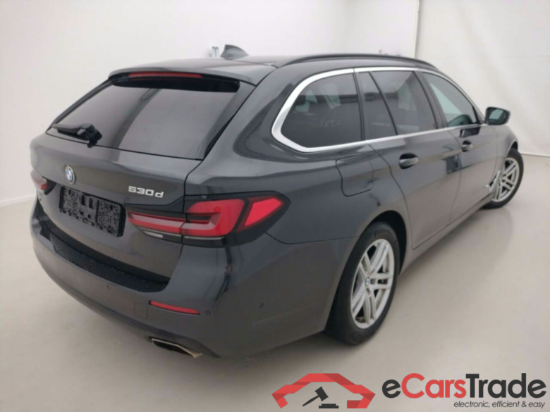 BMW 5-SERIE TOURING 530D AUT. #2