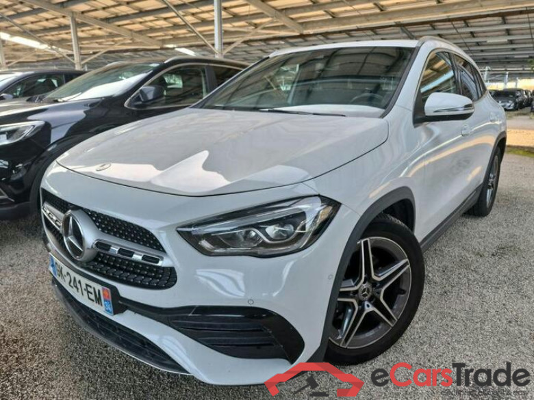 Mercedes GLA 200d AMG Aut. LED Widescreen ACC Navi Sport-Leather-Alcantara KeylessGo Camera Klima PDC ... #1