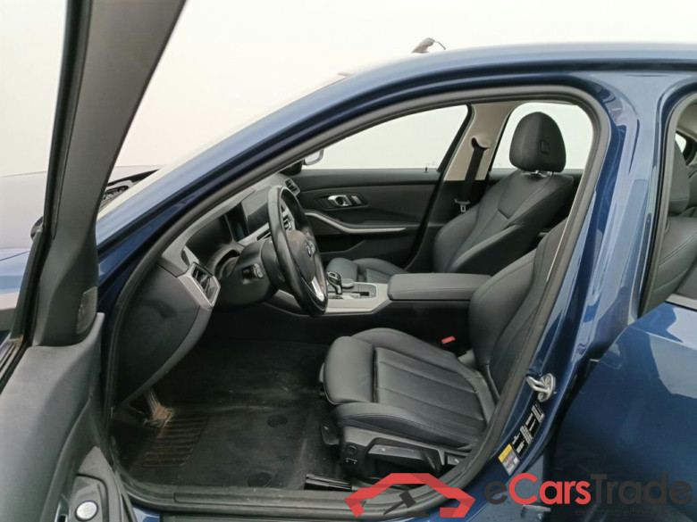 BMW 3 Reeks Berline 320e (150 kW) 4d #3