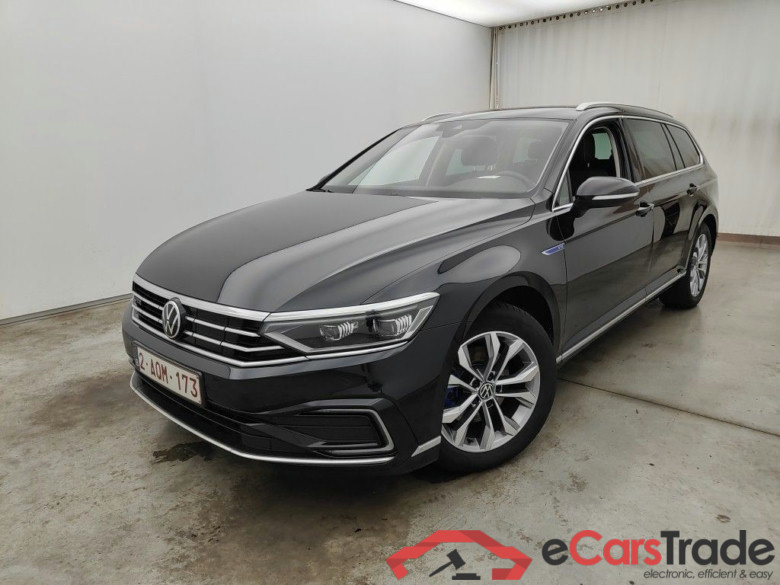 Volkswagen Passat Variant 1.4 TSI DSG6 GTE Business 5d #1