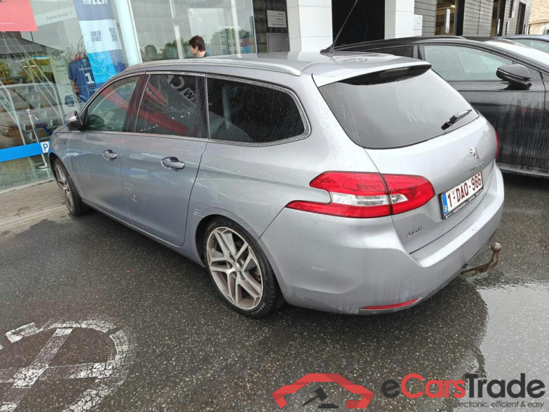 PEUGEOT 308 SW 1.2 PureTech Tech Edition (EU6.2) #4