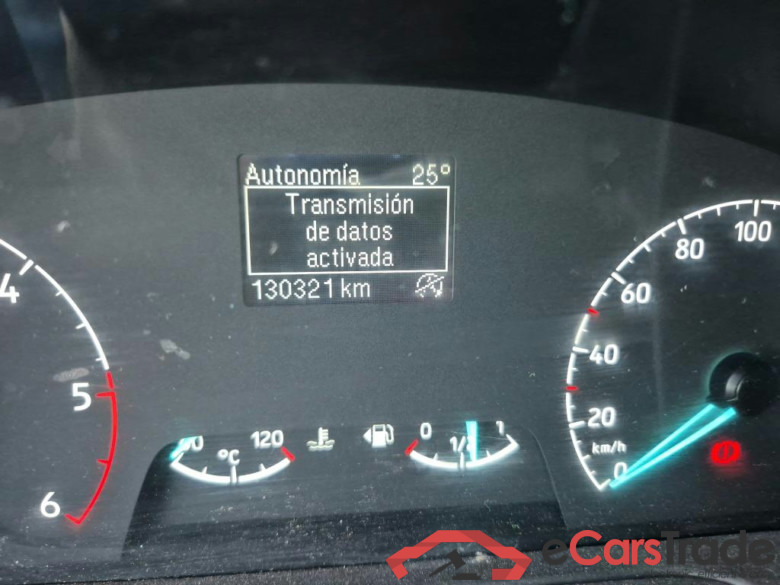 FORD Transit / 2013 / 4P / furgón 350 96kW L2H2 Van Trend FWD #5