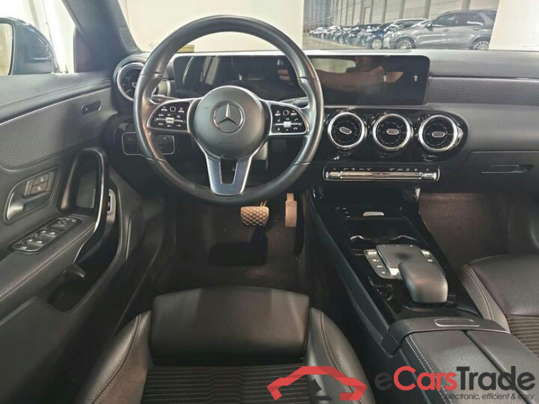 Mercedes CLA 250e SB Plug-In Hybrid Aut. Pano LED Widescreen Navi 1/2 Sport-Leather KeylessGo Camera Klima PDC ... #5
