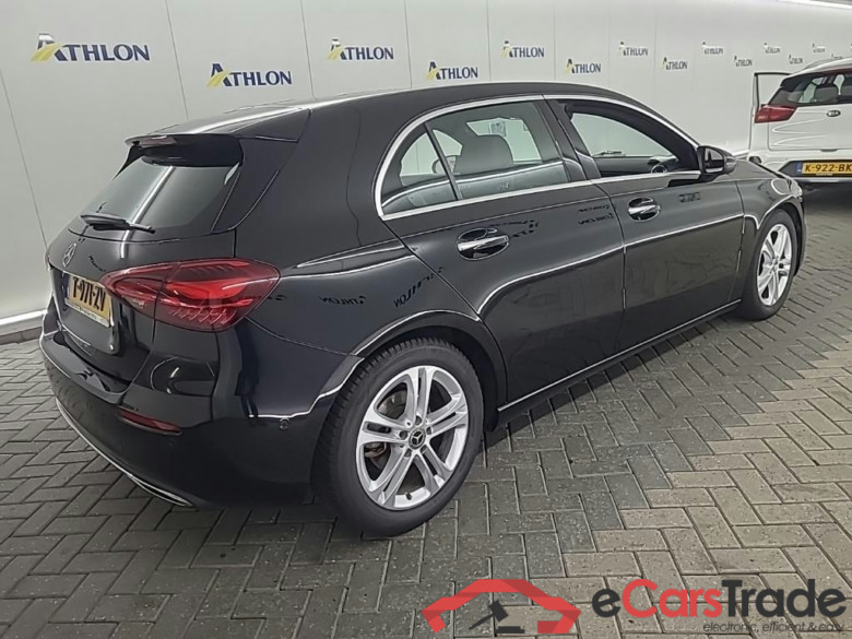 MERCEDES-BENZ A-klasse A 180 DCT Luxury Line 5D 100kW #3