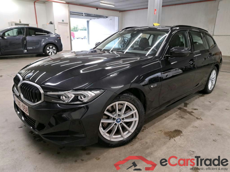BMW - BMW 3 TOURING 320e 204PK With Vernasca Heated Sport Seats & Active Cruise & Driving Assistant & Parking Assistant Pack  * HYBRID *