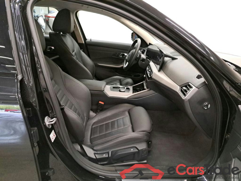 BMW - BMW 3 TOURING 320e 204PK With Vernasca Heated Sport Seats & Active Cruise & Driving Assistant & Parking Assistant Pack  * HYBRID * #3