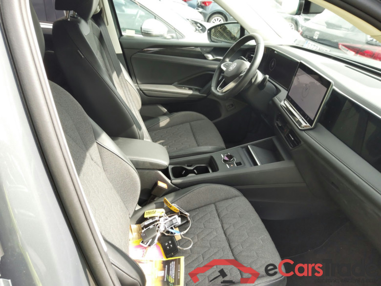VOLKSWAGEN Tiguan Tiguan 2.0 TDI 110 kW (150 CV) DSG 7 MAS Automático  #3
