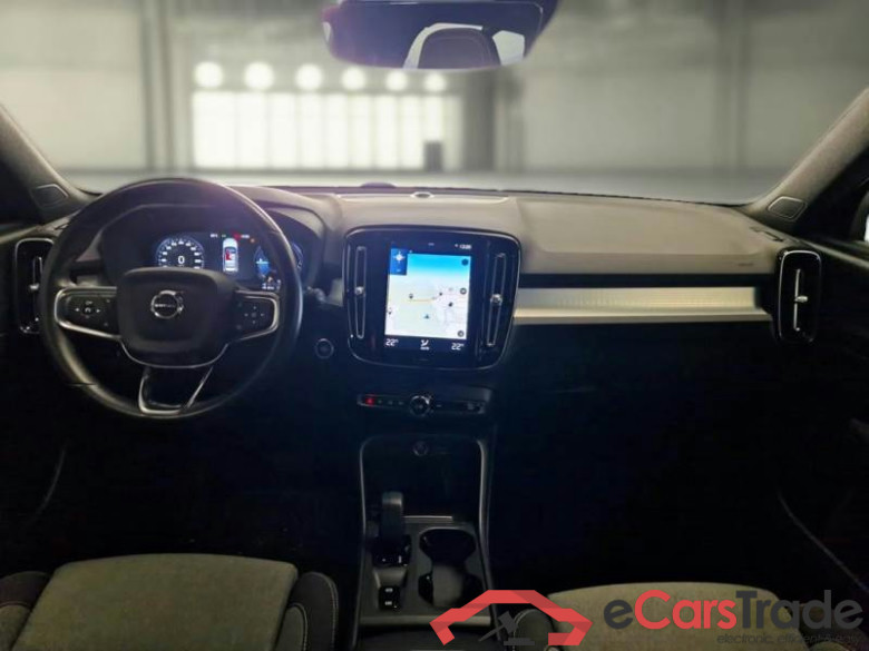 VOLVO XC40 / 2021 / 5P / SUV T4 RECHARGE PLUG-IN AUTO CORE #3