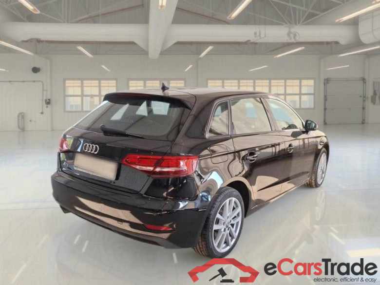 AUDI A3 / 2016 / 5P / BERLINA 35 TDI S TRONIC BUSINESS S.BACK #2