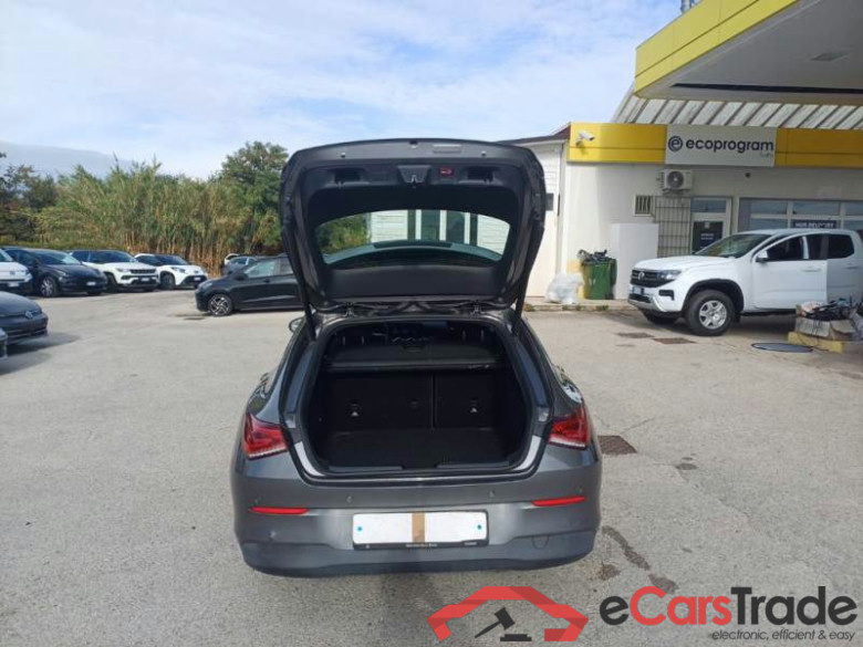 MERCEDES-BENZ CLA SHOOTING BRAKE / 2019 / 5P / STATION WAGON CLA 180 D AUTOMATIC BUSINESS EXTRA #5