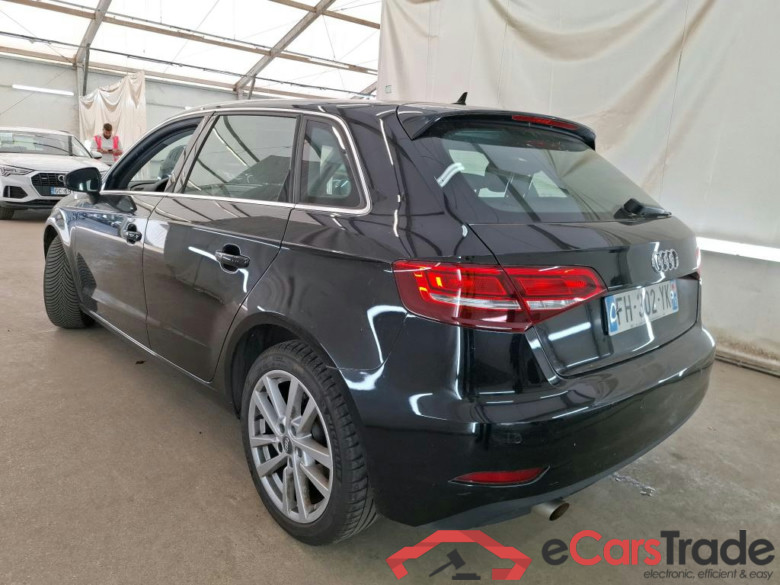 AUDI A3 Sportback 5p Berline 30 TFSI BUSINESS LINE #2