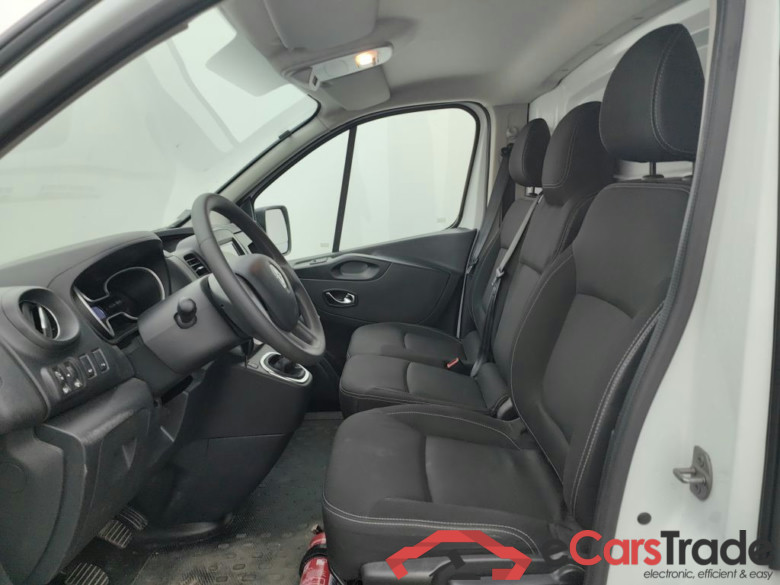 Renault Trafic L2H1 dCi 120 Grand Confort 2.9T 4d #3