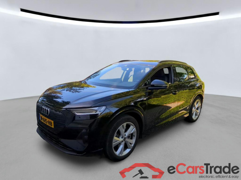 AUDI Q4 e-tron 150 kW #1