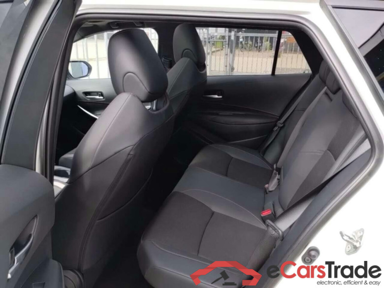 TOYOTA Corolla Touring Sports Hybrid 180 GR Sport #5