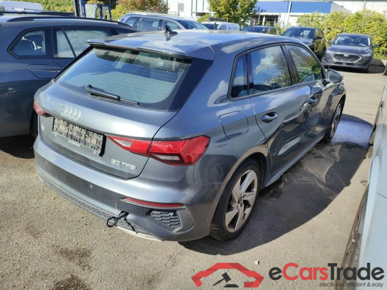 Audi A3 Sportback 1.0 30 TFSi 81kW S line 5d !! damaged car !! #2